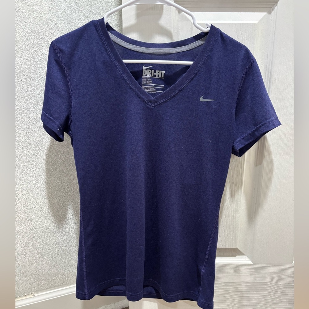 Women’s M. Nike Dri-fit purple